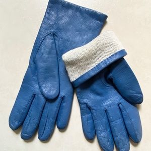 Coloured leather gloves